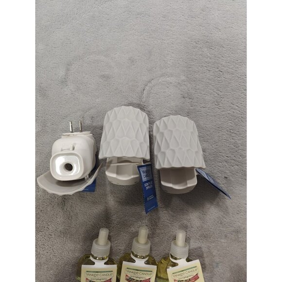 Lot of 3 Yankee Candle Christmas Cookie Scent Plug-In ScentPlugs And Diffusers - Picture 2 of 7